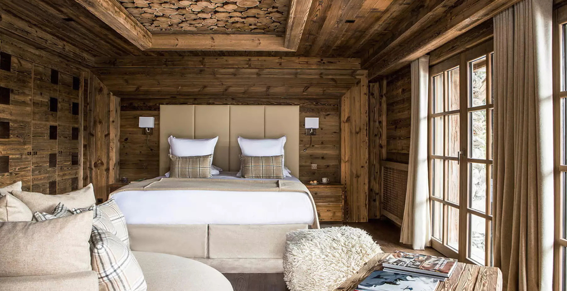 Chalet Méribel, French Alps, France 14 guests · 6 bedrooms ·