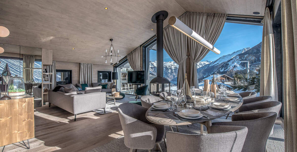 Chalet de luxe - SKIS AUX PIEDS - 5 chambres, 270 m2, équipé