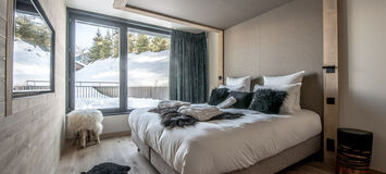 Luxury chalet - SKIS ON - 5 bedrooms, 270 m2, equipped for 1