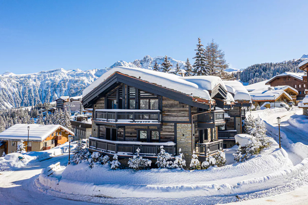 Chalet  Courchevel 1850 French Alps, 12 guests 