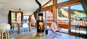 This beautifully modern chalet, situated in the centre of th