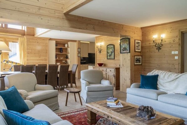 The ultimate ski-in, ski-out property. Chalet in Meribel