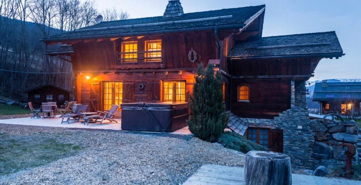 Chalet in Meribel perfect for 12 people luxury and cozy