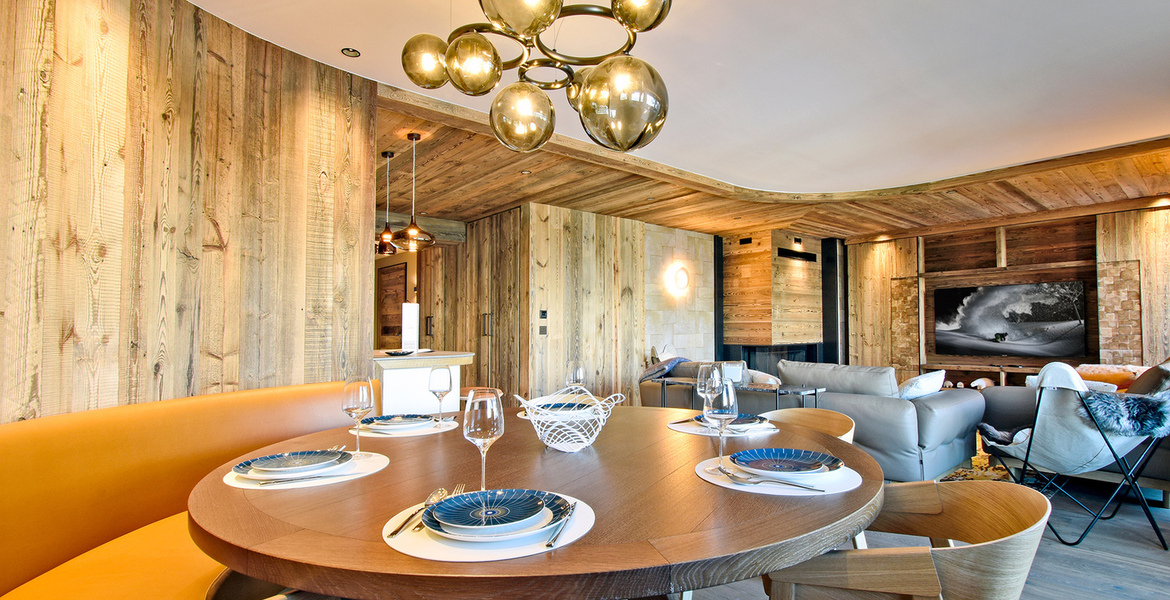 Discover this prestigious 125 m² flat in Meribel