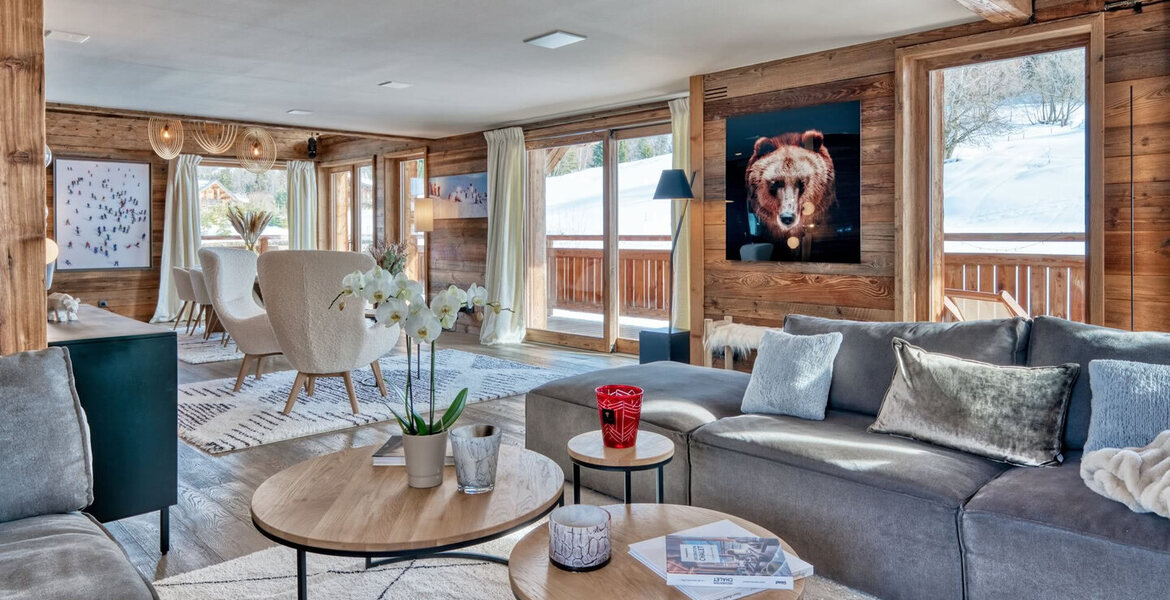 This is a luxury chalet in Megève for 16 people with 400 m² 