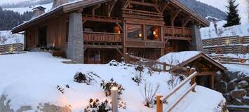 Charming chalet in Megeve with 530 sqm for 12 guests 