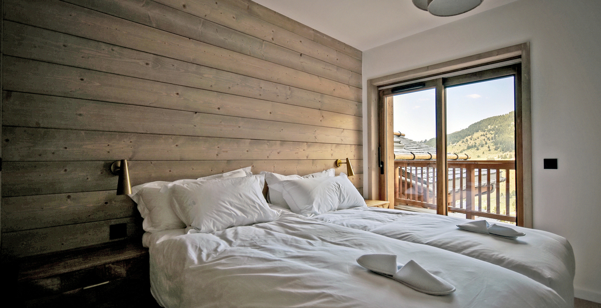 Великолепные 5 комнатные двухуровневые апартаменты в Méribel