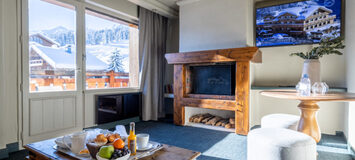 Suite Altitude Une Chambre Courchevel 1850 skis aux pieds