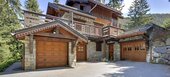 Charming Chalet in Meribel with 220sqm and 5 bedrooms 