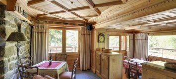 Chalet de charme à Meribel avec 220sqm et 5 chambres 