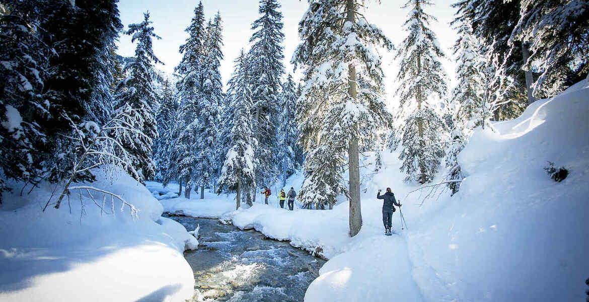 Encantador chalet de pueblo en Courchevel Le Praz 