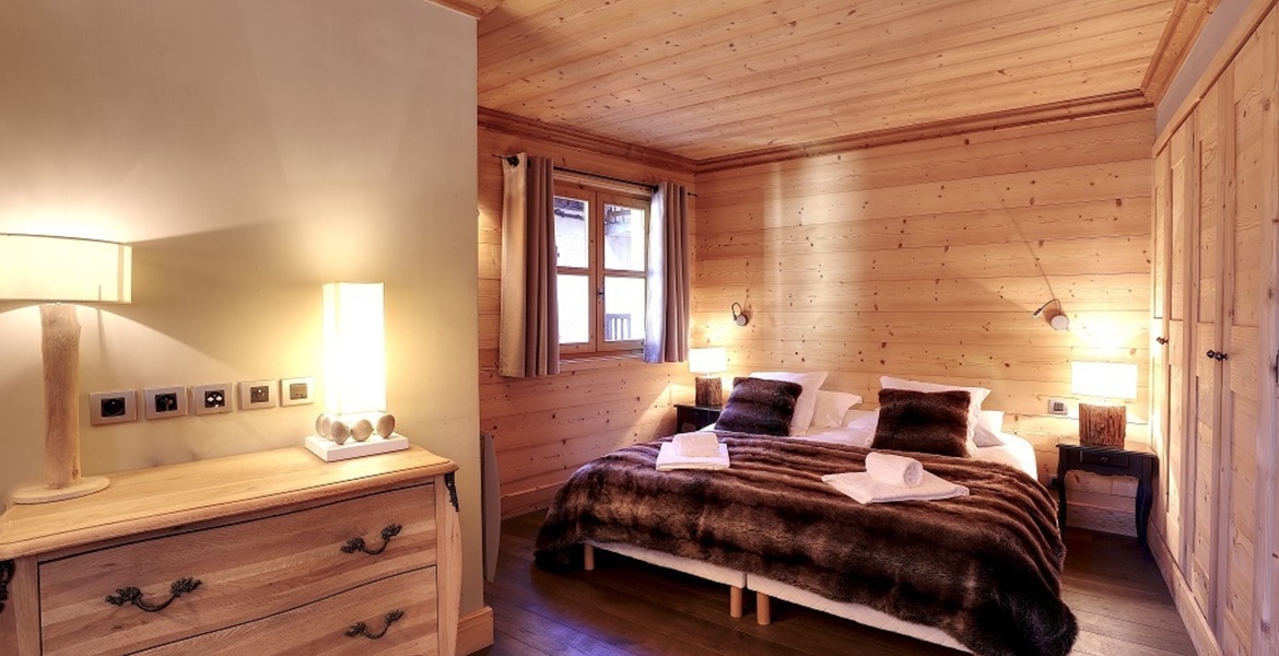 Charming village chalet in Courchevel Le Praz 