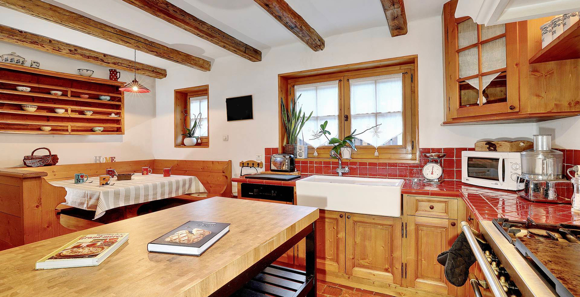 6-room chalet with 230 m² living area for 10 people 