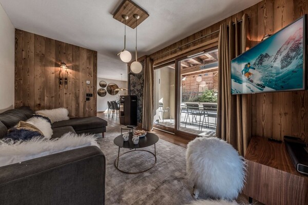 Beautiful flat with hammam in Courchevel Le Praz