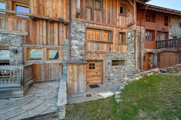 Luxury Semi Detached Chalet in Meribel  