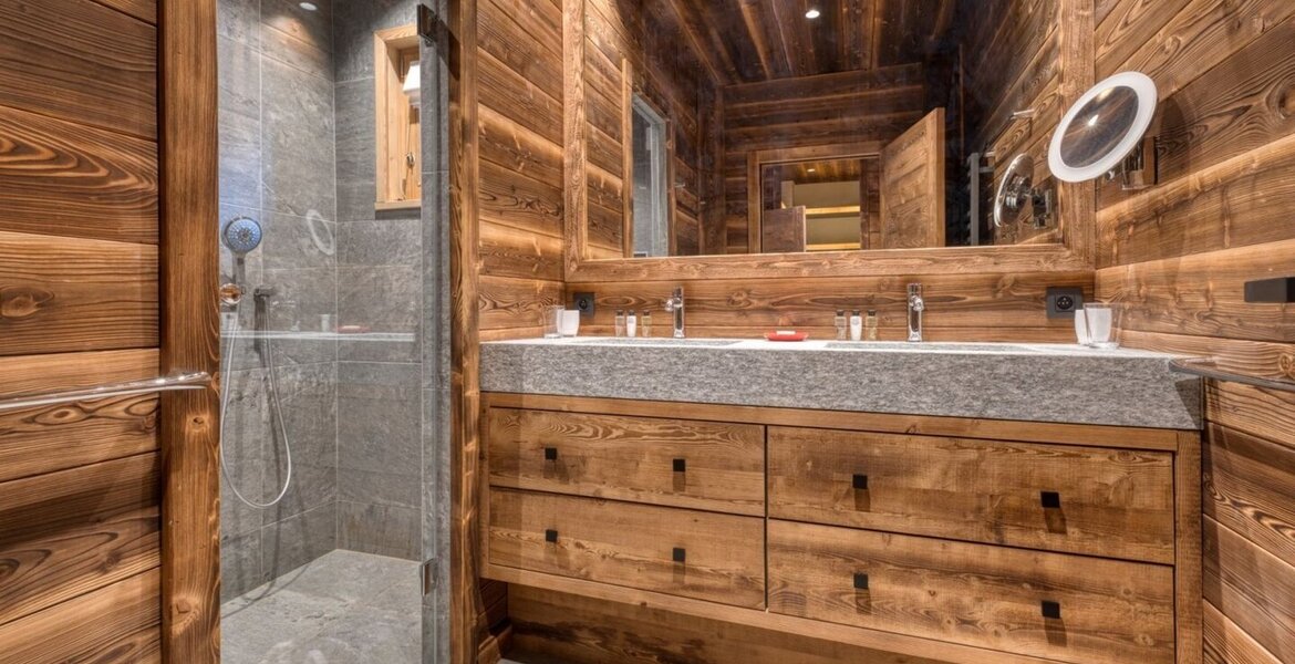 Nouveau chalet exclusif à louer à Méribel  