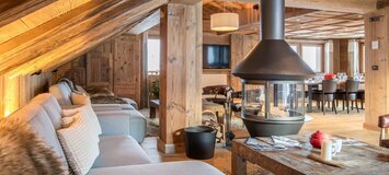 This prestigious chalet is ideally situated in Méribel