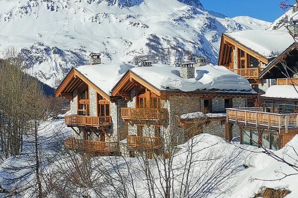 This is a luxury chalet of just over 200 m2 