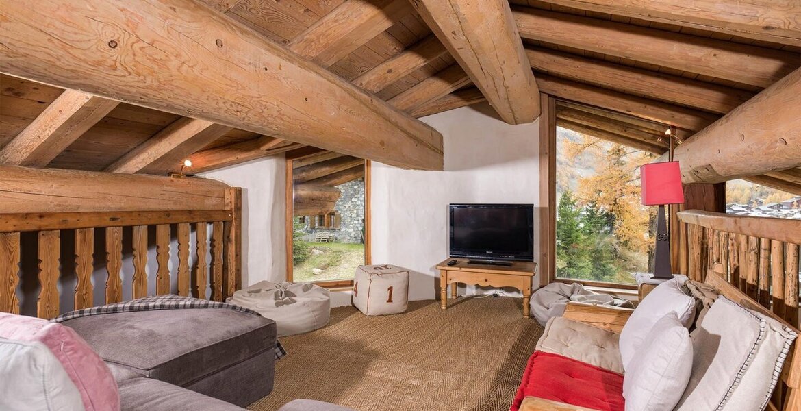 This chalet has a unique location in Val d'Isère