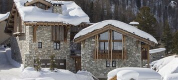 Luxury complementary chalet in Val d'isere