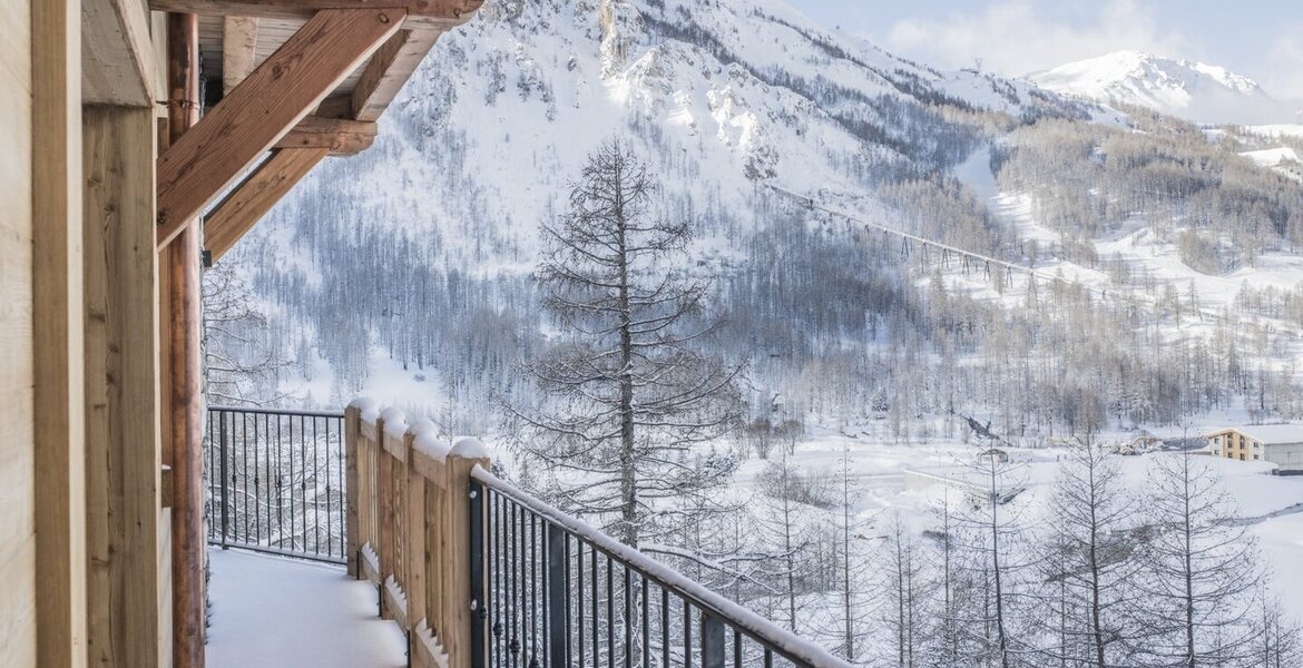 Un chalet lujoso y excepcional en el corazón de las montañas