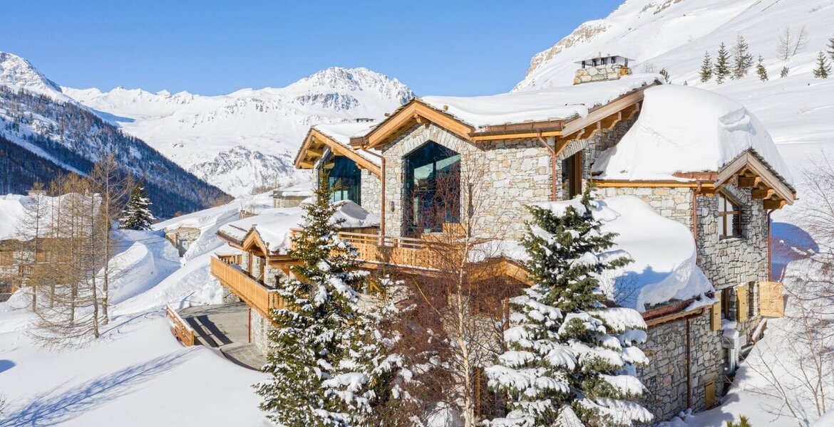 Situé au cœur des Alpes françaises le chalet de Val d'Isère