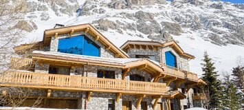 Situé au cœur des Alpes françaises le chalet de Val d'Isère