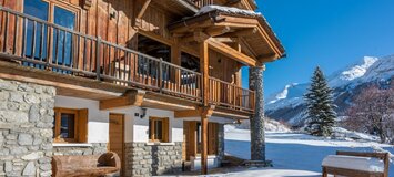 Ce chalet récemment rénové se trouve au cœur même de Val