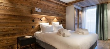 Nestled in the heart of the sublime village of Val d'Isère