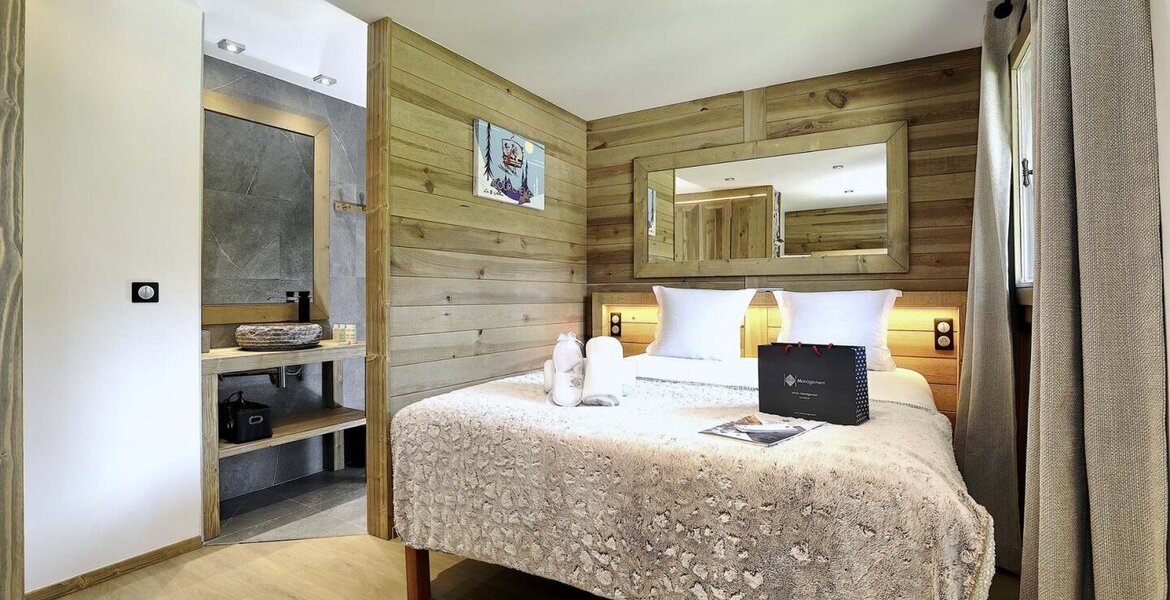 Completely renovated in 2022 THE CHALET in Courchevel 1650