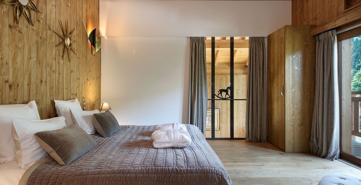 Luxury Chalet in Meribel with Hot Tub - Lodge Mussillon