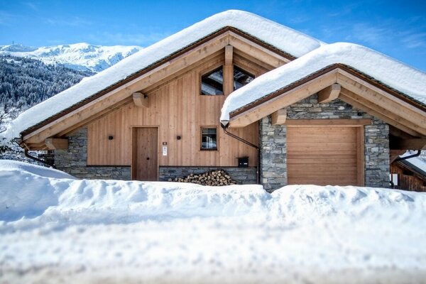 Chalet for rent in Meribel