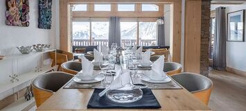 Just a few steps from the centre of Courchevel 1850 village,