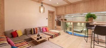 Just a few steps from the centre of Courchevel 1850 village,