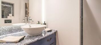 Just a few steps from the centre of Courchevel 1850 village,