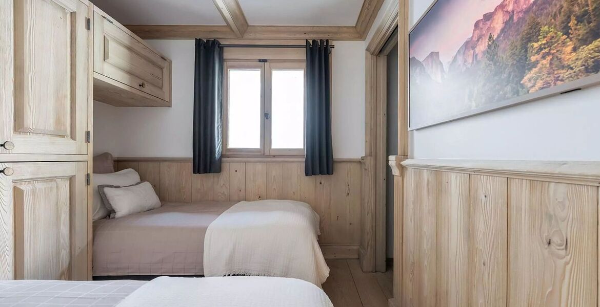 Just a few steps from the centre of Courchevel 1850 village,