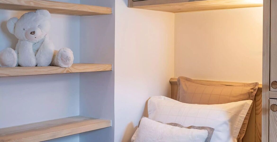 Just a few steps from the centre of Courchevel 1850 village,