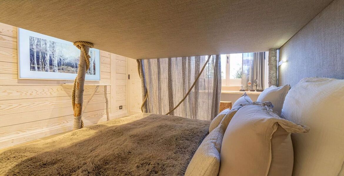 Just a few steps from the centre of Courchevel 1850 village,