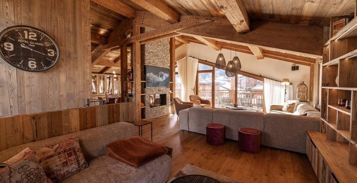 Chalet for rent in Courchevel 1300 with 320 sqm and 5 beds