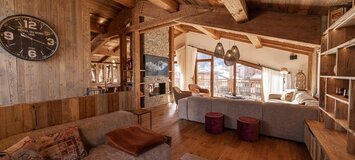 Chalet for rent in Courchevel 1300 with 320 sqm and 5 beds