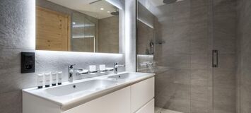 Duplex penthouse for rent Meribel
