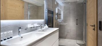 Duplex penthouse for rent Meribel