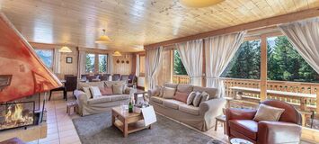 The mountain chalet in Courchevel 1850