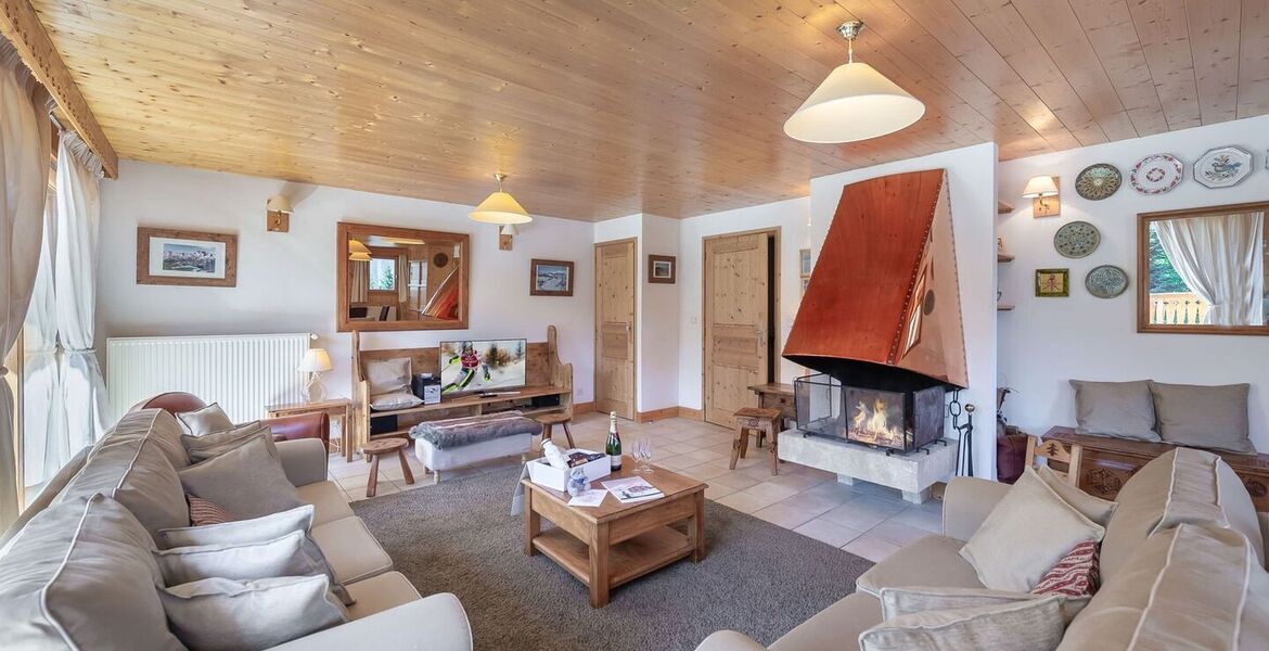 The mountain chalet in Courchevel 1850