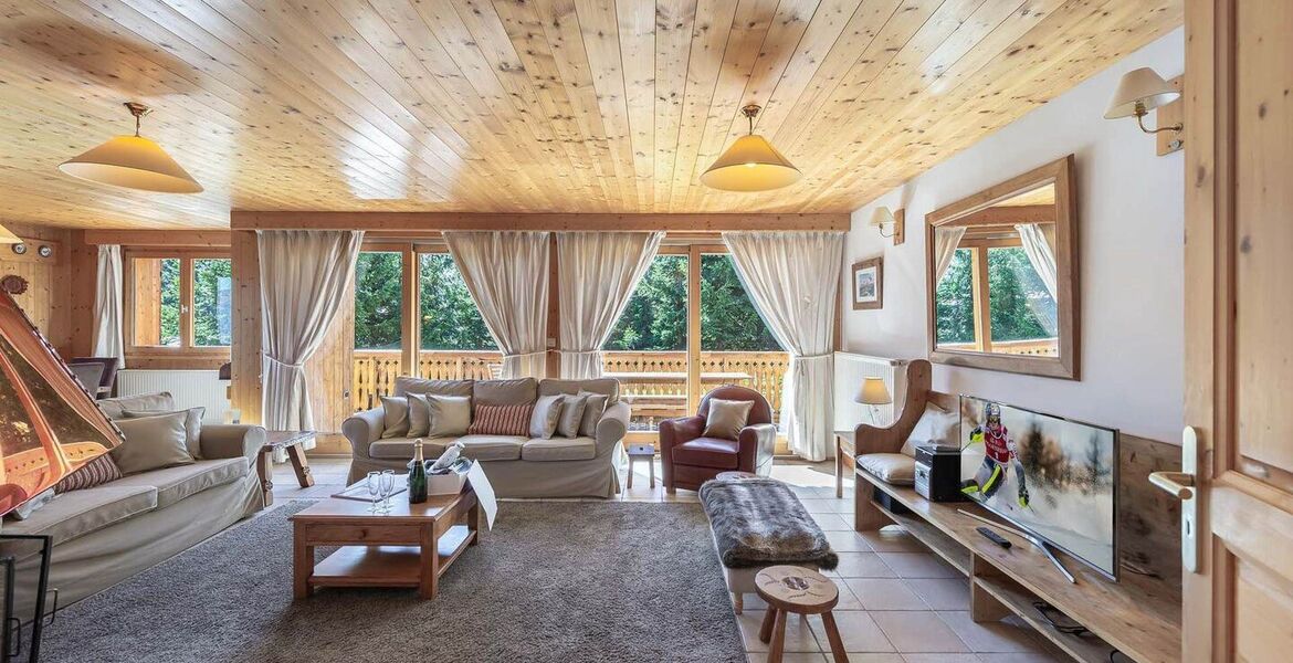 The mountain chalet in Courchevel 1850