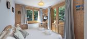 The mountain chalet in Courchevel 1850