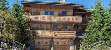 The mountain chalet in Courchevel 1850