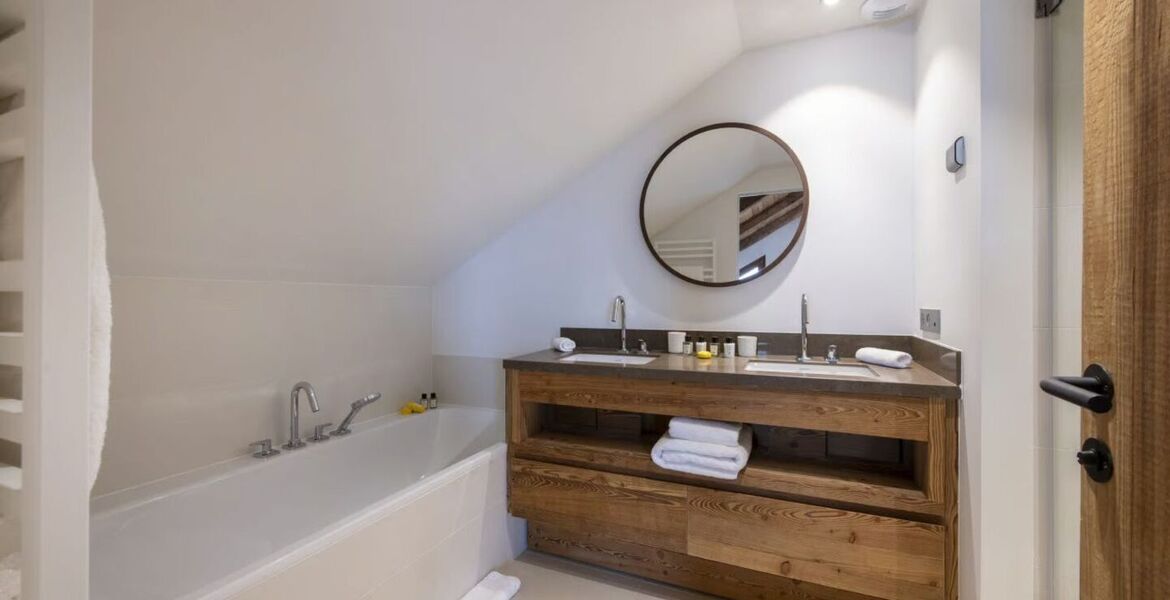 Ski-in ski-out apartment for rent in Meribel