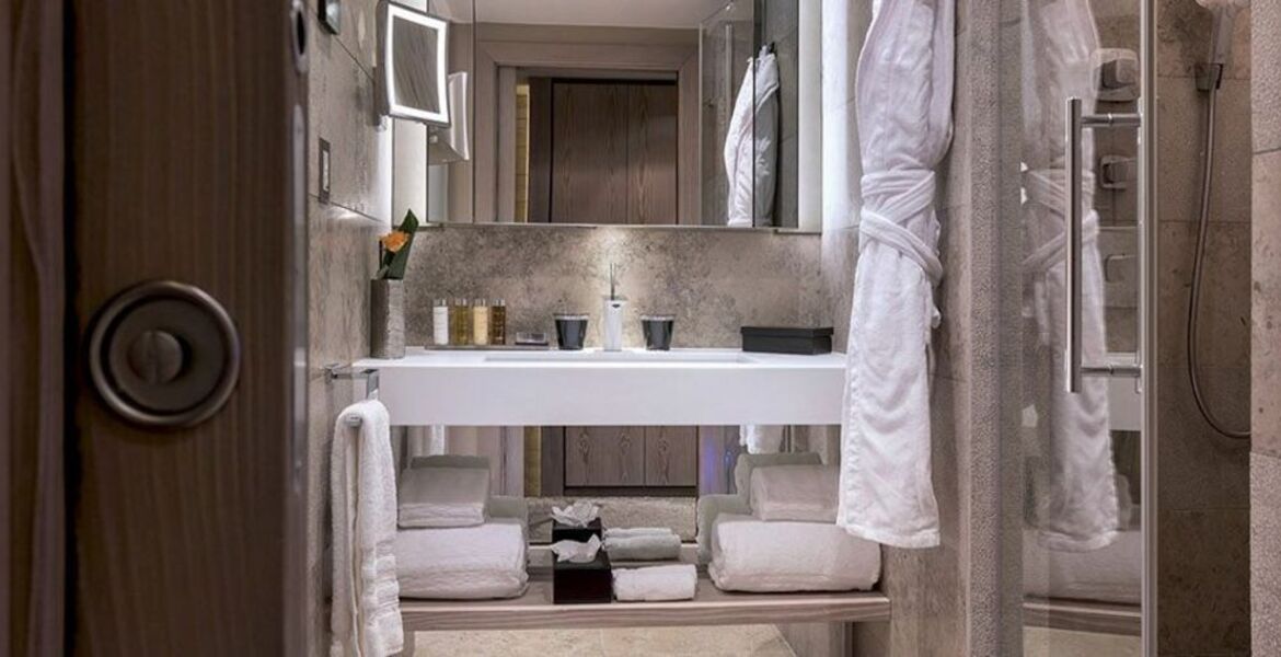 The suite of 130 sqm2 in Courchevel 1850 for rent with 2 bed