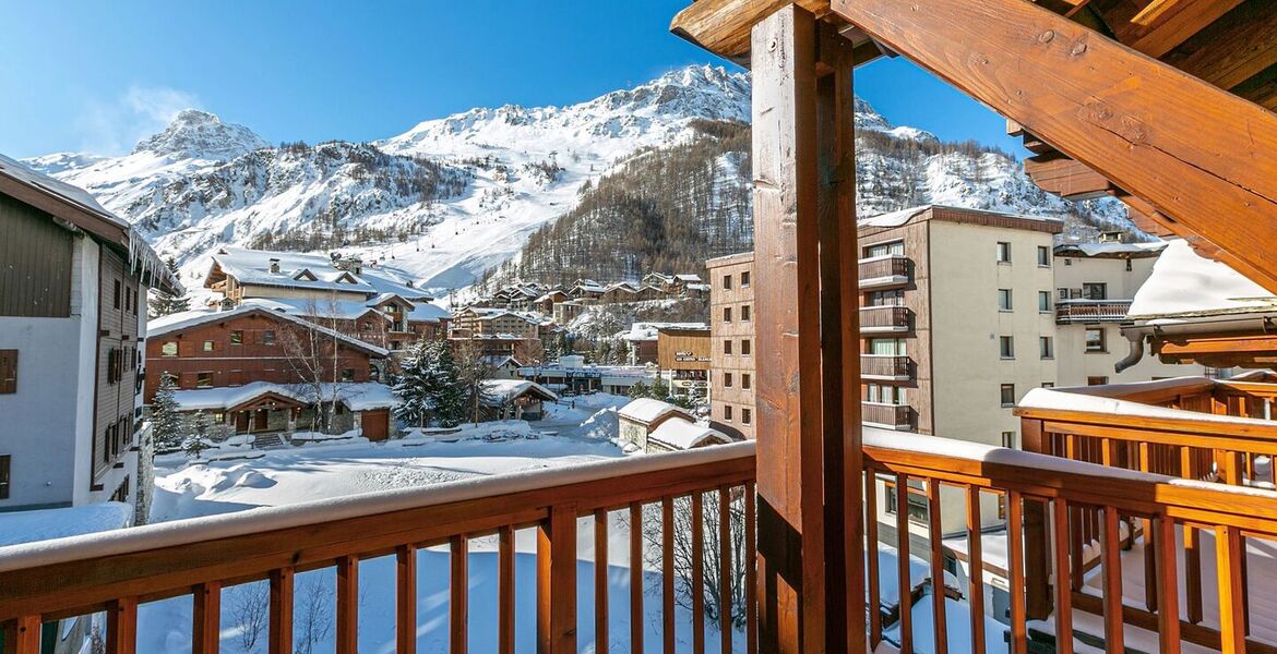 Apartment - Split Level in Val dʼIsère inside a Résidence